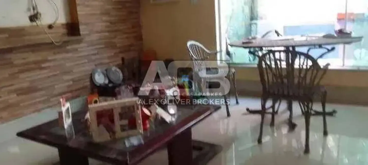 Foto 2 de Casa com 5 quartos à venda, 220m2 em Laranjeiras, Rio De Janeiro - RJ