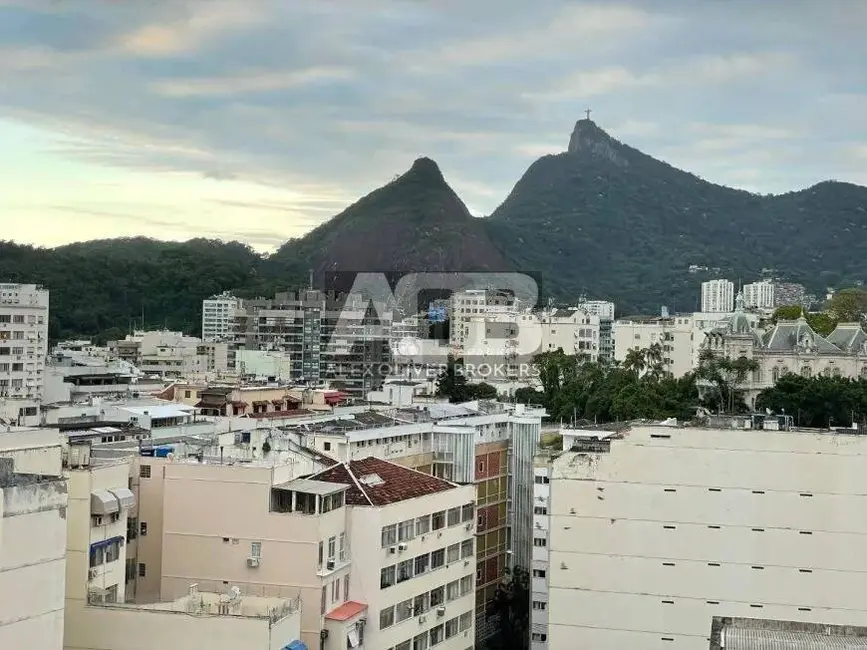 Cobertura com 3 quartos à venda, 175m2 em Laranjeiras, Rio De Janeiro - RJ - imagem 2 Foto 2 de Cobertura com 3 quartos à venda, 175m2 em Laranjeiras, Rio De Janeiro - RJ
