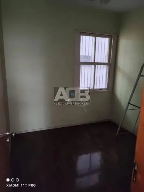 Apartamento com 3 quartos à venda em Laranjeiras, Rio De Janeiro - RJ - imagem 4 Foto 4 de Apartamento com 3 quartos à venda em Laranjeiras, Rio De Janeiro - RJ