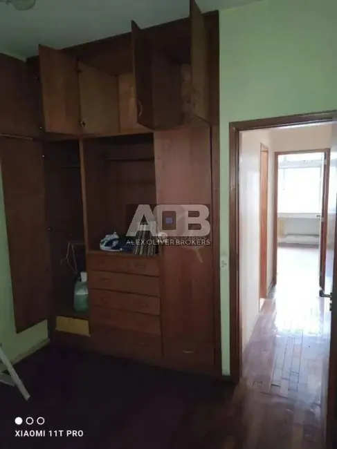 Apartamento com 3 quartos à venda em Laranjeiras, Rio De Janeiro - RJ - imagem 6 Foto 6 de Apartamento com 3 quartos à venda em Laranjeiras, Rio De Janeiro - RJ