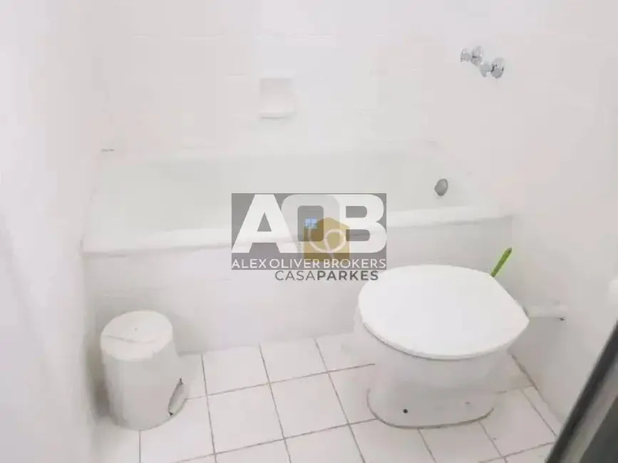 Apartamento com 3 quartos à venda, 108m2 em Laranjeiras, Rio De Janeiro - RJ - imagem 9 Foto 9 de Apartamento com 3 quartos à venda, 108m2 em Laranjeiras, Rio De Janeiro - RJ