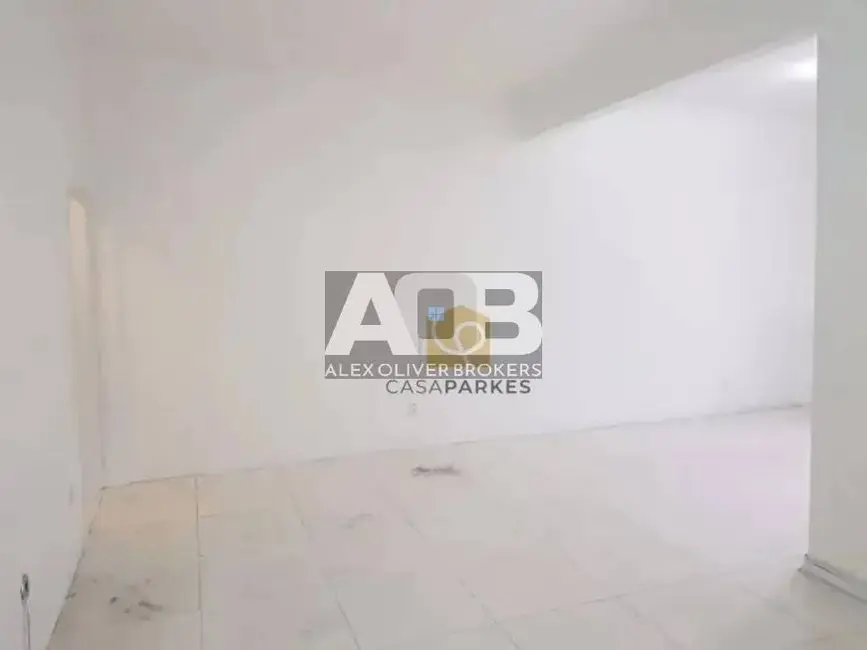 Apartamento com 3 quartos à venda, 108m2 em Laranjeiras, Rio De Janeiro - RJ - imagem 5 Foto 5 de Apartamento com 3 quartos à venda, 108m2 em Laranjeiras, Rio De Janeiro - RJ