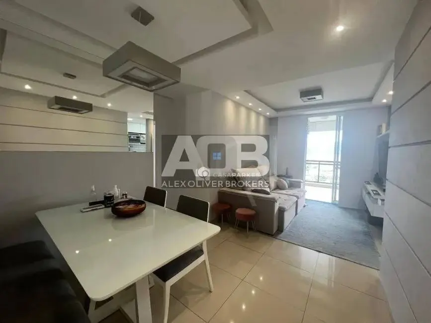 Foto 4 de Apartamento com 2 quartos à venda, 68m2 em Rio De Janeiro - RJ