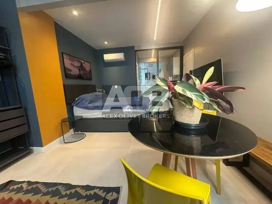Foto 1 de Apartamento com 1 quarto à venda, 37m2 em Copacabana, Rio De Janeiro - RJ
