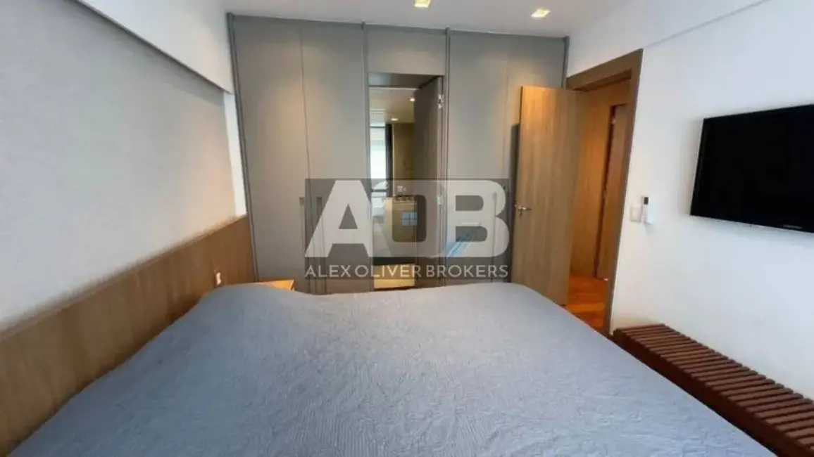 Foto 3 de Apartamento com 2 quartos à venda, 84m2 em Leblon, Rio De Janeiro - RJ