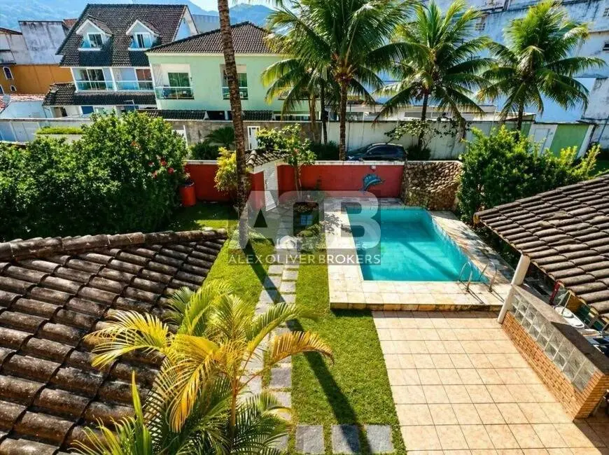 Casa com 5 quartos à venda, 249m2 em Barra da Tijuca, Rio De Janeiro - RJ - imagem 6 Foto 6 de Casa com 5 quartos à venda, 249m2 em Barra da Tijuca, Rio De Janeiro - RJ
