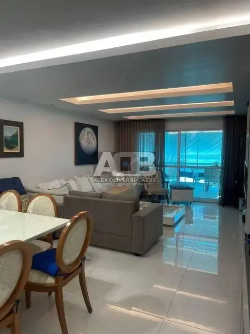 Cobertura com 3 quartos à venda, 204m2 em Recreio dos Bandeirantes, Rio De Janeiro - RJ - imagem 2 Foto 2 de Cobertura com 3 quartos à venda, 204m2 em Recreio dos Bandeirantes, Rio De Janeiro - RJ