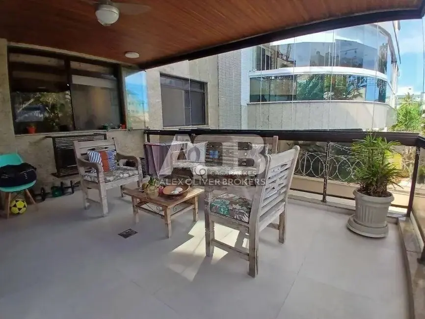 Apartamento com 3 quartos à venda, 124m2 em Recreio dos Bandeirantes, Rio De Janeiro - RJ - imagem 2 Foto 2 de Apartamento com 3 quartos à venda, 124m2 em Recreio dos Bandeirantes, Rio De Janeiro - RJ