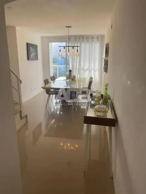 Apartamento com 4 quartos à venda e para alugar, 178m2 em Recreio dos Bandeirantes, Rio De Janeiro - RJ - imagem 8 Foto 8 de Apartamento com 4 quartos à venda e para alugar, 178m2 em Recreio dos Bandeirantes, Rio De Janeiro - RJ