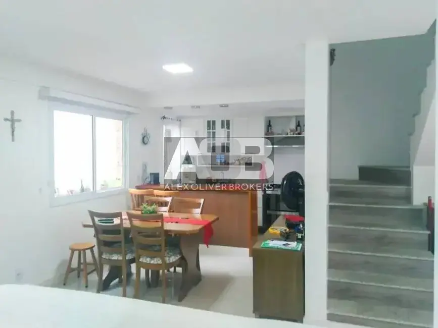 Foto 2 de Casa com 2 quartos à venda, 84m2 em Catete, Rio De Janeiro - RJ