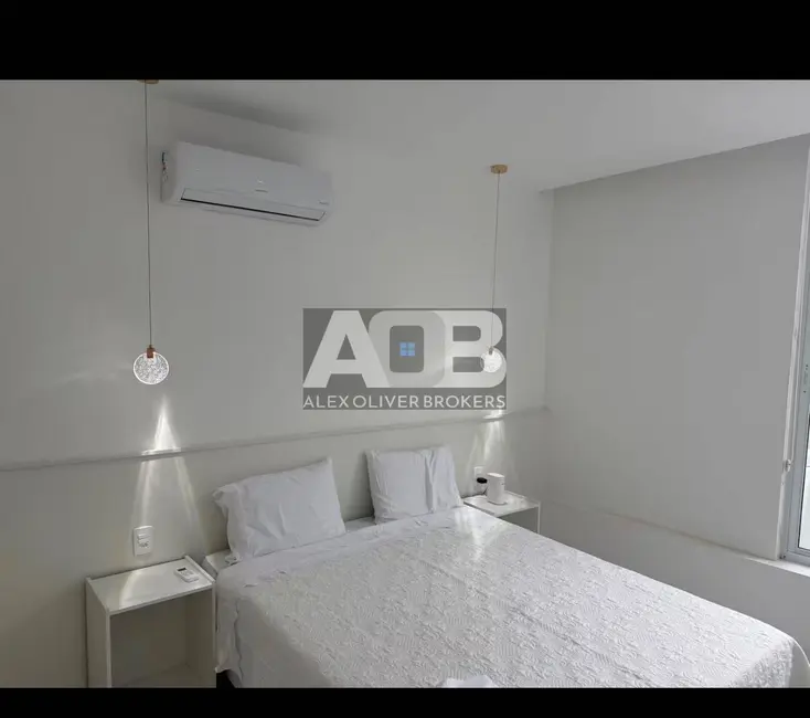 Apartamento com 4 quartos à venda, 131m2 em Copacabana, Rio De Janeiro - RJ - imagem 5 Foto 5 de Apartamento com 4 quartos à venda, 131m2 em Copacabana, Rio De Janeiro - RJ