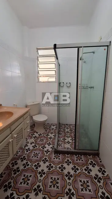 Apartamento com 2 quartos à venda, 44m2 em Copacabana, Rio De Janeiro - RJ - imagem 4 Foto 4 de Apartamento com 2 quartos à venda, 44m2 em Copacabana, Rio De Janeiro - RJ
