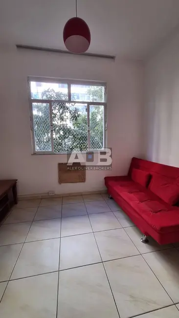 Apartamento com 2 quartos à venda, 44m2 em Copacabana, Rio De Janeiro - RJ - imagem 3 Foto 3 de Apartamento com 2 quartos à venda, 44m2 em Copacabana, Rio De Janeiro - RJ
