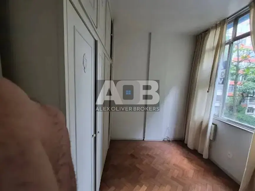 Apartamento com 1 quarto à venda, 31m2 em Copacabana, Rio De Janeiro - RJ - imagem 6 Foto 6 de Apartamento com 1 quarto à venda, 31m2 em Copacabana, Rio De Janeiro - RJ