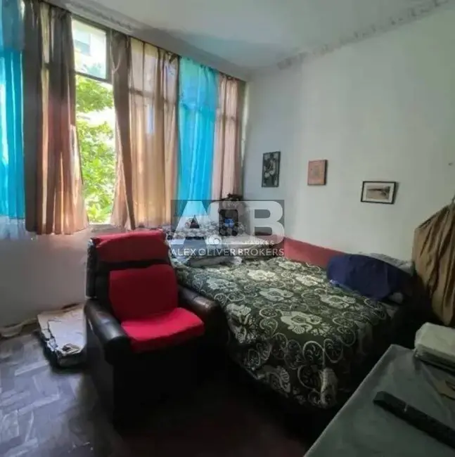 Foto 3 de Apartamento com 2 quartos à venda, 81m2 em Copacabana, Rio De Janeiro - RJ
