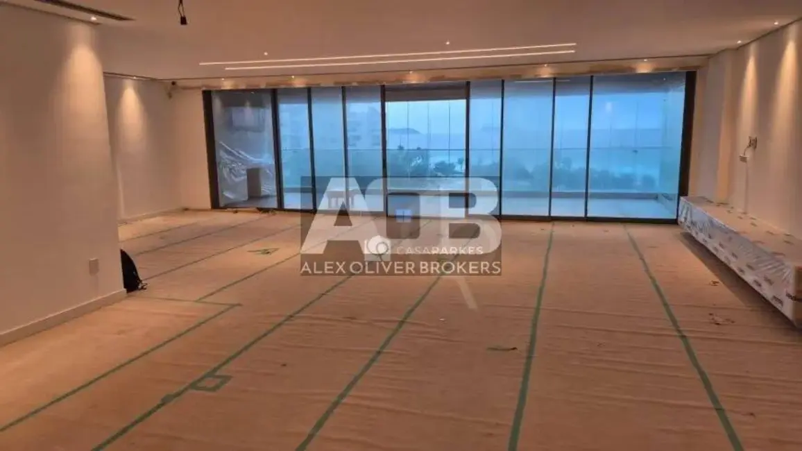 Foto 3 de Apartamento com 4 quartos à venda, 368m2 em Barra da Tijuca, Rio De Janeiro - RJ