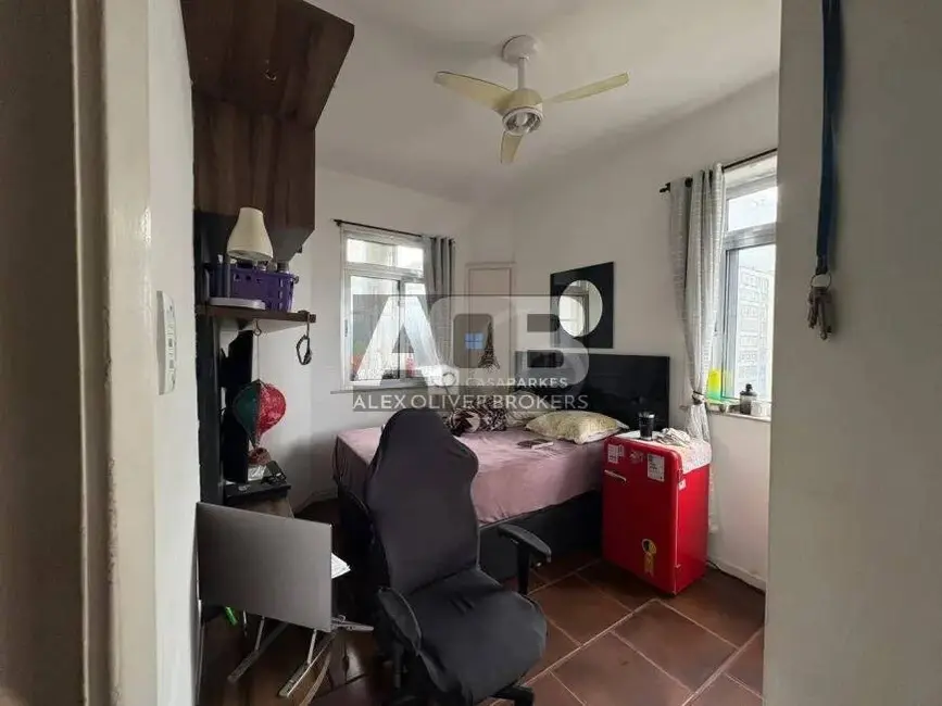 Foto 3 de Apartamento com 2 quartos à venda, 74m2 em Copacabana, Rio De Janeiro - RJ
