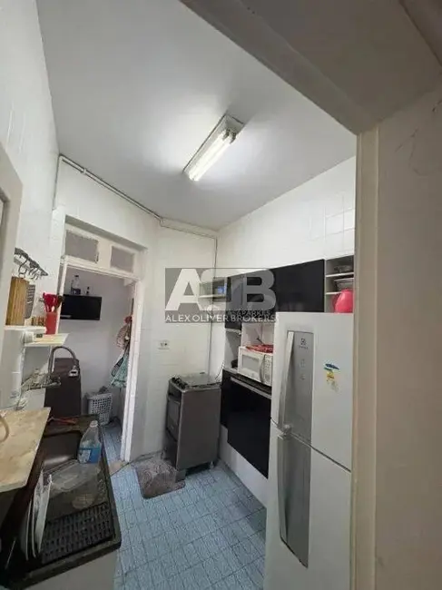 Foto 6 de Apartamento com 2 quartos à venda, 74m2 em Copacabana, Rio De Janeiro - RJ