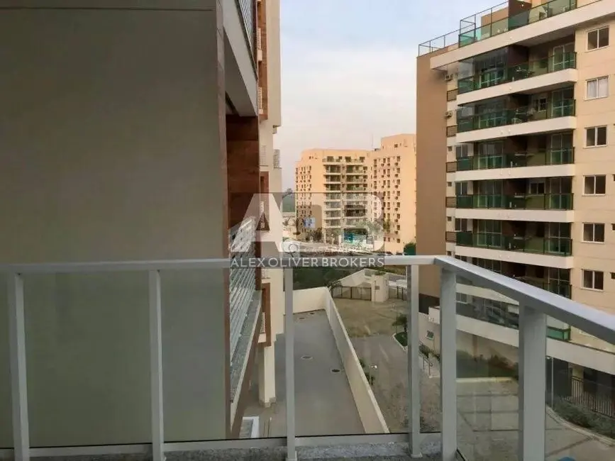 Foto 2 de Apartamento com 3 quartos à venda, 90m2 em Recreio dos Bandeirantes, Rio De Janeiro - RJ