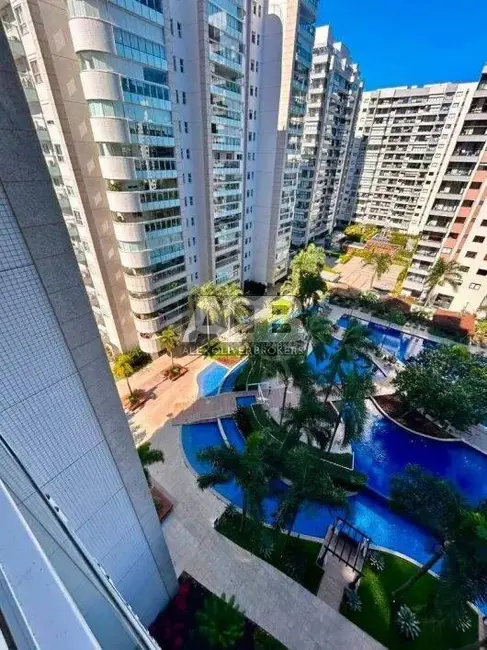 Apartamento com 4 quartos à venda, 175m2 em Barra da Tijuca, Rio De Janeiro - RJ - imagem 1 Foto 1 de Apartamento com 4 quartos à venda, 175m2 em Barra da Tijuca, Rio De Janeiro - RJ