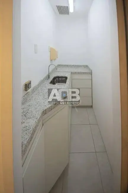 Sala Comercial à venda, 90m2 em Ipanema, Rio De Janeiro - RJ - imagem 5 Foto 5 de Sala Comercial à venda, 90m2 em Ipanema, Rio De Janeiro - RJ