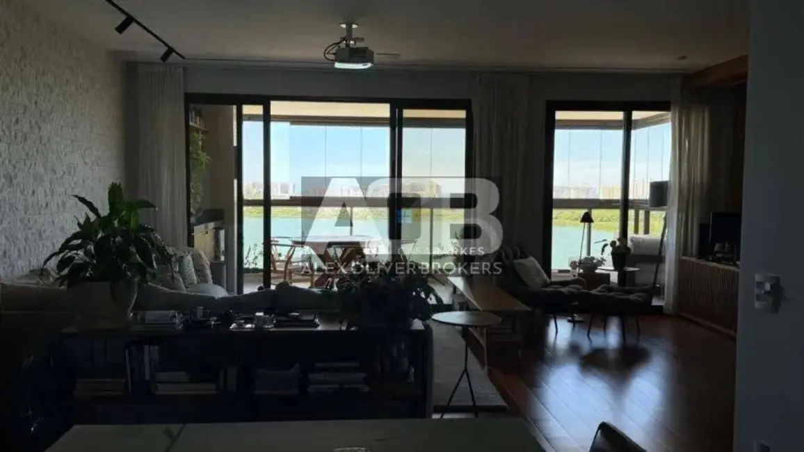 Foto 5 de Apartamento com 3 quartos à venda, 160m2 em Rio De Janeiro - RJ