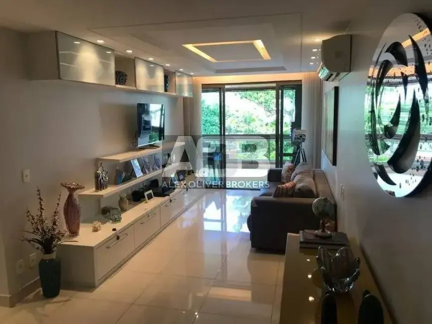 Foto 2 de Apartamento com 3 quartos à venda, 110m2 em Recreio dos Bandeirantes, Rio De Janeiro - RJ