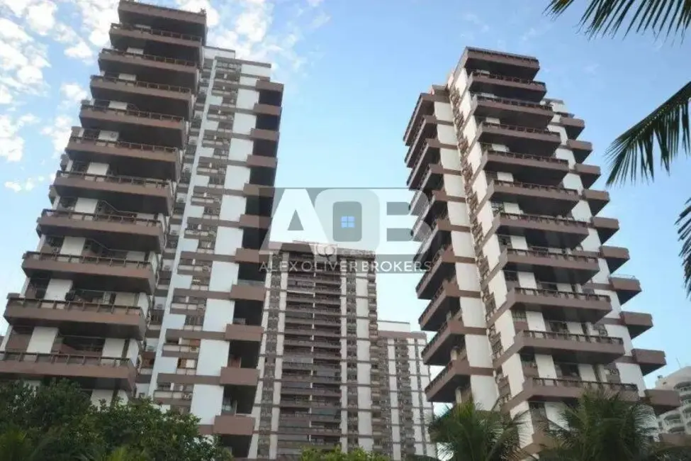 Apartamento com 3 quartos para alugar, 113m2 em Barra da Tijuca, Rio De Janeiro - RJ - imagem 7 Foto 7 de Apartamento com 3 quartos para alugar, 113m2 em Barra da Tijuca, Rio De Janeiro - RJ
