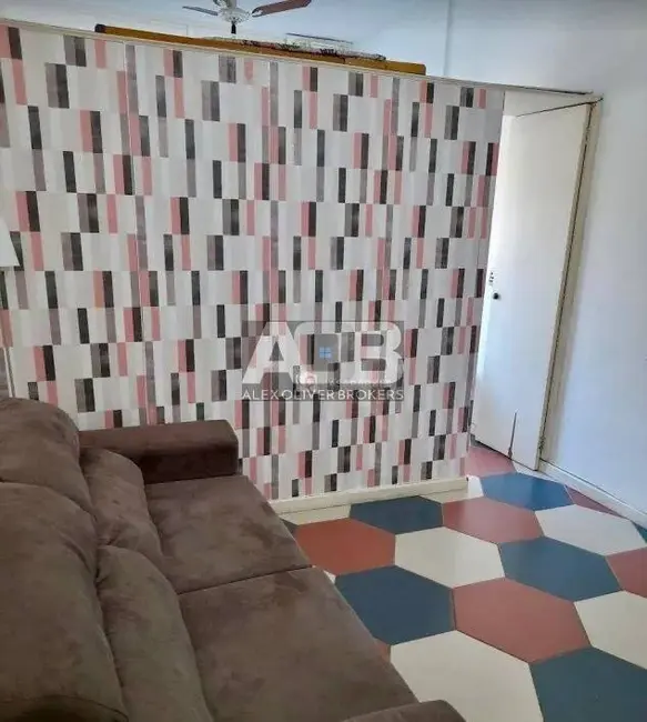 Apartamento com 1 quarto para alugar, 35m2 em Copacabana, Rio De Janeiro - RJ - imagem 7 Foto 7 de Apartamento com 1 quarto para alugar, 35m2 em Copacabana, Rio De Janeiro - RJ