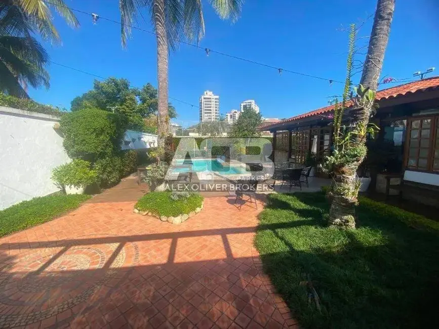 Foto 7 de Casa com 5 quartos para alugar, 570m2 em Barra da Tijuca, Rio De Janeiro - RJ