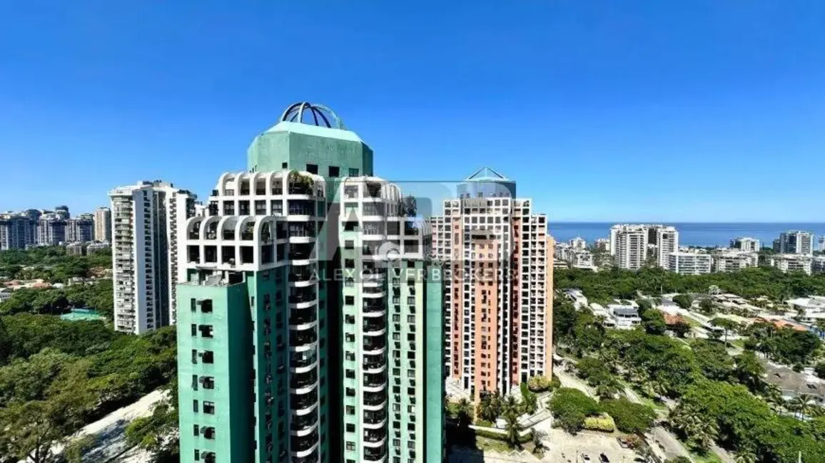 Cobertura com 3 quartos para alugar, 200m2 em Barra da Tijuca, Rio De Janeiro - RJ - imagem 2 Foto 2 de Cobertura com 3 quartos para alugar, 200m2 em Barra da Tijuca, Rio De Janeiro - RJ