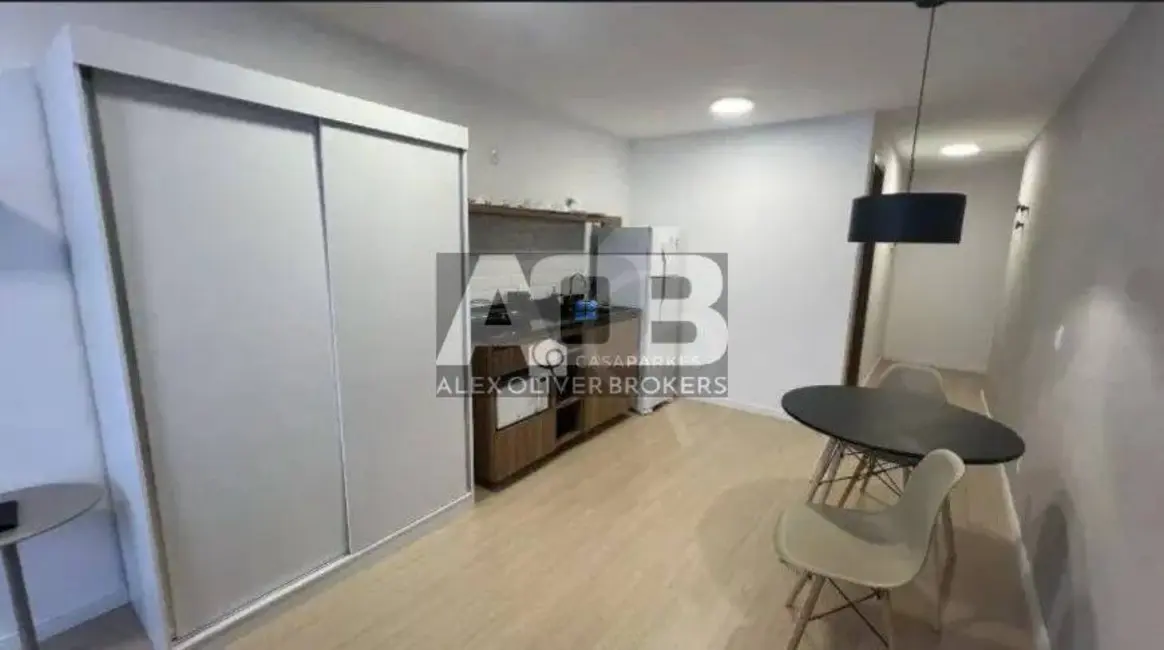 Apartamento com 1 quarto à venda e para alugar, 31m2 em Centro, Rio De Janeiro - RJ - imagem 9 Foto 9 de Apartamento com 1 quarto à venda e para alugar, 31m2 em Centro, Rio De Janeiro - RJ