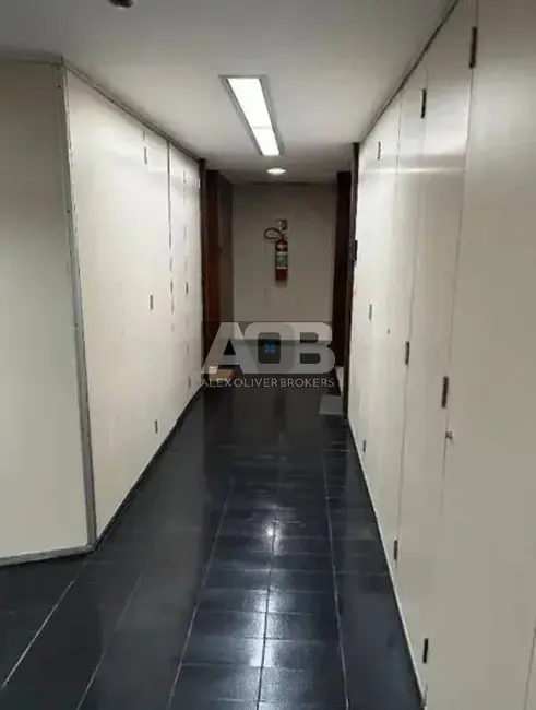 Sala Comercial à venda e para alugar, 120m2 em Centro, Rio De Janeiro - RJ - imagem 7 Foto 7 de Sala Comercial à venda e para alugar, 120m2 em Centro, Rio De Janeiro - RJ