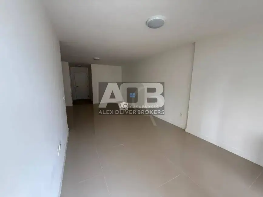Foto 9 de Apartamento com 3 quartos para alugar, 115m2 em Rio De Janeiro - RJ