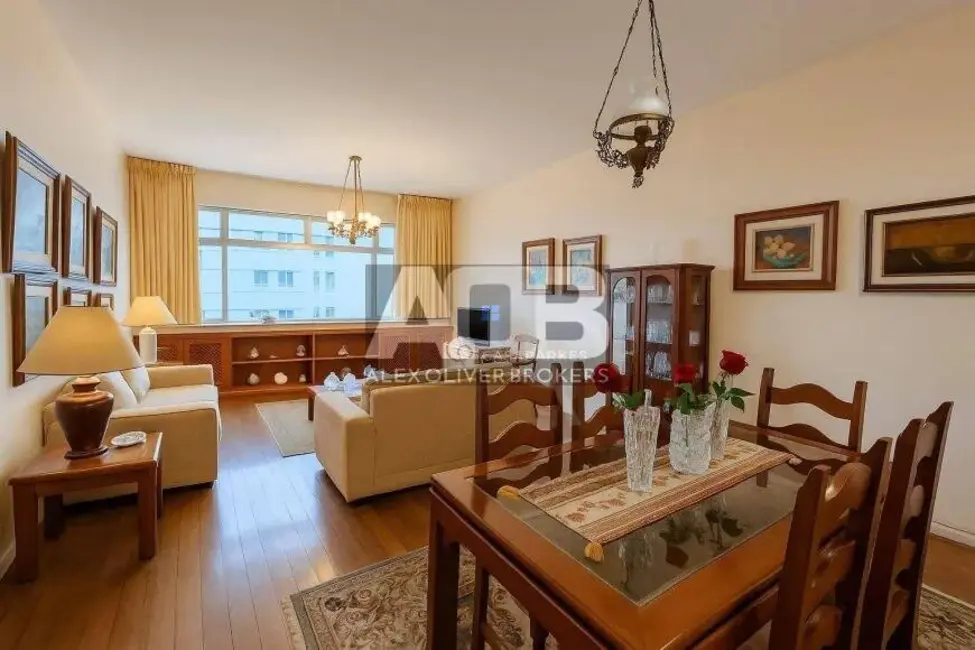 Apartamento com 4 quartos à venda, 140m2 em Tijuca, Rio De Janeiro - RJ - imagem 8 Foto 8 de Apartamento com 4 quartos à venda, 140m2 em Tijuca, Rio De Janeiro - RJ
