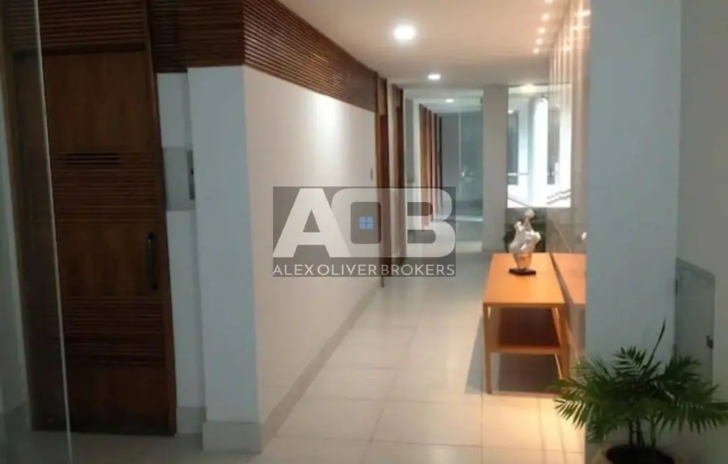 Foto 3 de Apartamento com 3 quartos à venda, 105m2 em Copacabana, Rio De Janeiro - RJ