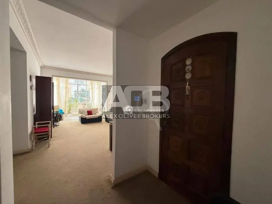 Apartamento com 3 quartos à venda, 140m2 em Copacabana, Rio De Janeiro - RJ - imagem 8 Foto 8 de Apartamento com 3 quartos à venda, 140m2 em Copacabana, Rio De Janeiro - RJ
