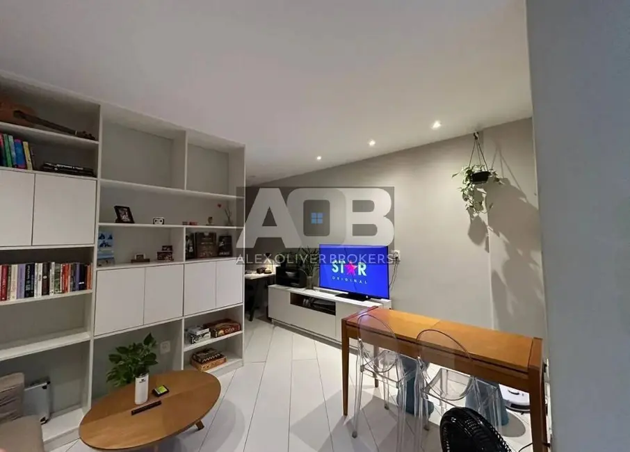 Apartamento com 1 quarto à venda, 55m2 em Flamengo, Rio De Janeiro - RJ - imagem 7 Foto 7 de Apartamento com 1 quarto à venda, 55m2 em Flamengo, Rio De Janeiro - RJ