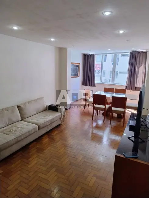 Apartamento com 3 quartos à venda, 112m2 em Copacabana, Rio De Janeiro - RJ - imagem 3 Foto 3 de Apartamento com 3 quartos à venda, 112m2 em Copacabana, Rio De Janeiro - RJ