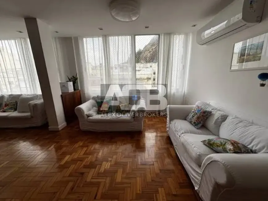 Foto 5 de Cobertura com 3 quartos à venda, 265m2 em Copacabana, Rio De Janeiro - RJ