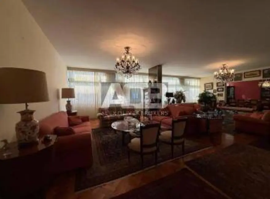 Foto 2 de Apartamento com 4 quartos à venda, 350m2 em Copacabana, Rio De Janeiro - RJ