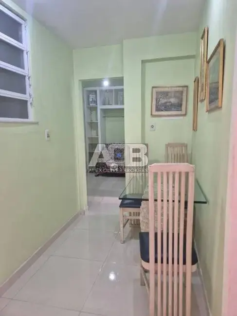 Foto 2 de Apartamento com 2 quartos à venda, 45m2 em Centro, Rio De Janeiro - RJ