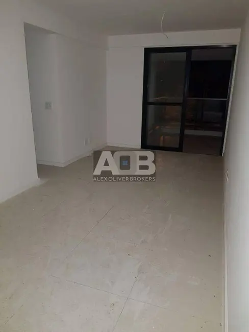 Apartamento com 3 quartos à venda e para alugar, 80m2 em Recreio dos Bandeirantes, Rio De Janeiro - RJ - imagem 3 Foto 3 de Apartamento com 3 quartos à venda e para alugar, 80m2 em Recreio dos Bandeirantes, Rio De Janeiro - RJ