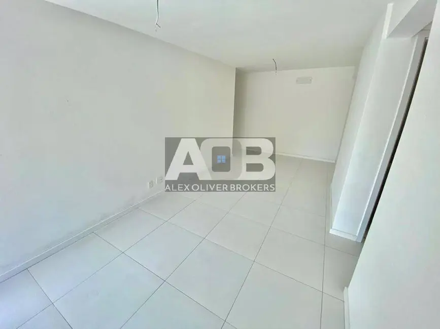Apartamento com 3 quartos à venda e para alugar, 80m2 em Recreio dos Bandeirantes, Rio De Janeiro - RJ - imagem 7 Foto 7 de Apartamento com 3 quartos à venda e para alugar, 80m2 em Recreio dos Bandeirantes, Rio De Janeiro - RJ