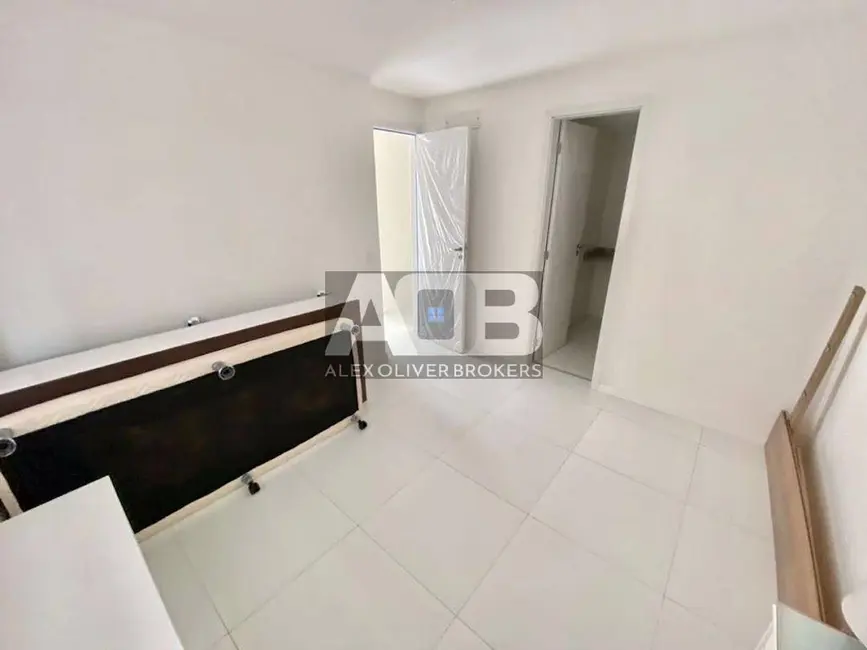 Apartamento com 3 quartos à venda e para alugar, 80m2 em Recreio dos Bandeirantes, Rio De Janeiro - RJ - imagem 4 Foto 4 de Apartamento com 3 quartos à venda e para alugar, 80m2 em Recreio dos Bandeirantes, Rio De Janeiro - RJ