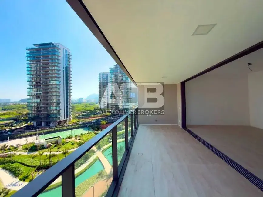 Foto 1 de Apartamento com 4 quartos à venda, 184m2 em Barra da Tijuca, Rio De Janeiro - RJ