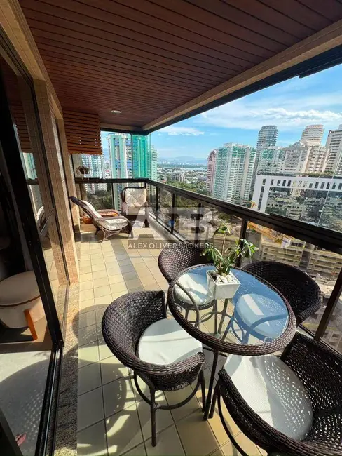 Apartamento com 2 quartos à venda, 98m2 em Barra da Tijuca, Rio De Janeiro - RJ - imagem 1 Foto 1 de Apartamento com 2 quartos à venda, 98m2 em Barra da Tijuca, Rio De Janeiro - RJ