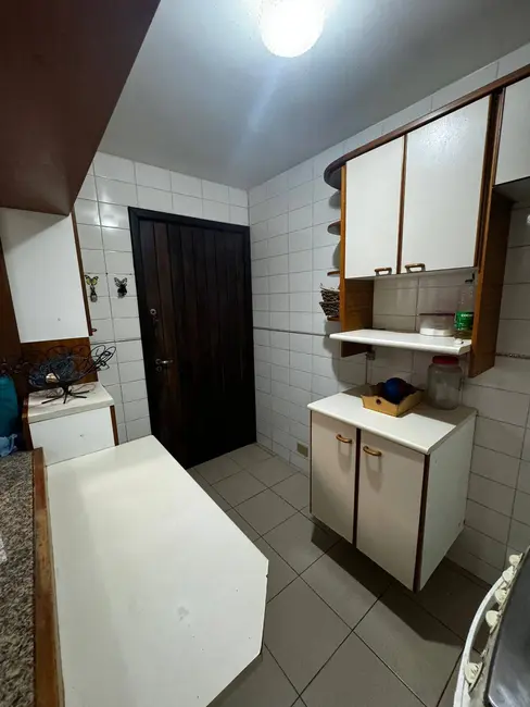 Casa com 4 quartos à venda, 280m2 em São Braz, Curitiba - PR - imagem 9 Foto 9 de Casa com 4 quartos à venda, 280m2 em São Braz, Curitiba - PR