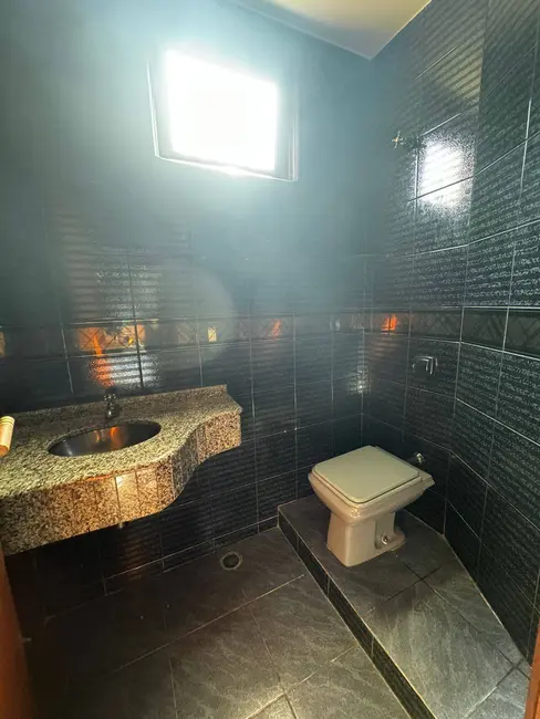 Casa com 4 quartos à venda, 280m2 em São Braz, Curitiba - PR - imagem 5 Foto 5 de Casa com 4 quartos à venda, 280m2 em São Braz, Curitiba - PR