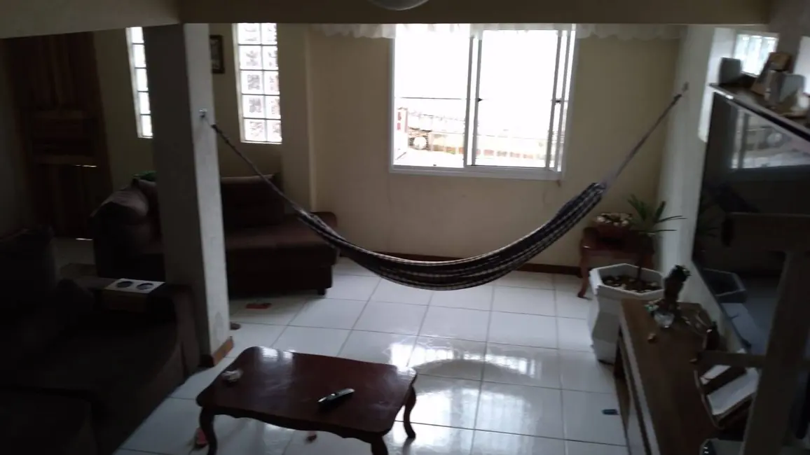 Terreno / Lote à venda, 351m2 em Uberaba, Curitiba - PR - imagem 8 Foto 8 de Terreno / Lote à venda, 351m2 em Uberaba, Curitiba - PR